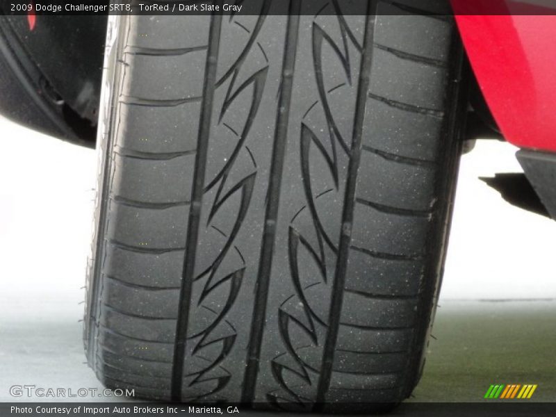 TorRed / Dark Slate Gray 2009 Dodge Challenger SRT8