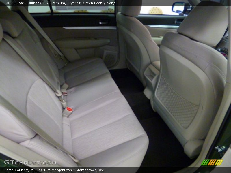 Cypress Green Pearl / Ivory 2014 Subaru Outback 2.5i Premium