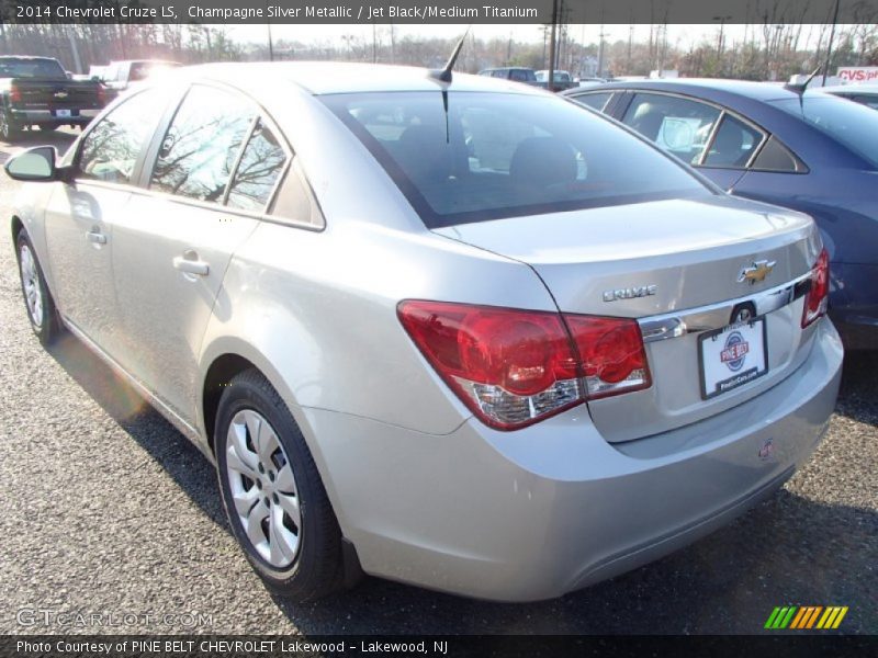 Champagne Silver Metallic / Jet Black/Medium Titanium 2014 Chevrolet Cruze LS