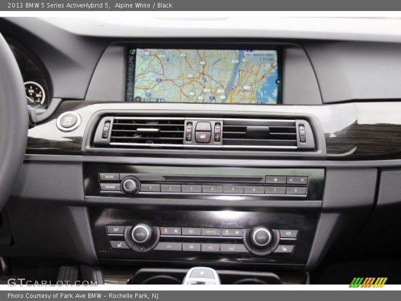 Controls of 2013 5 Series ActiveHybrid 5