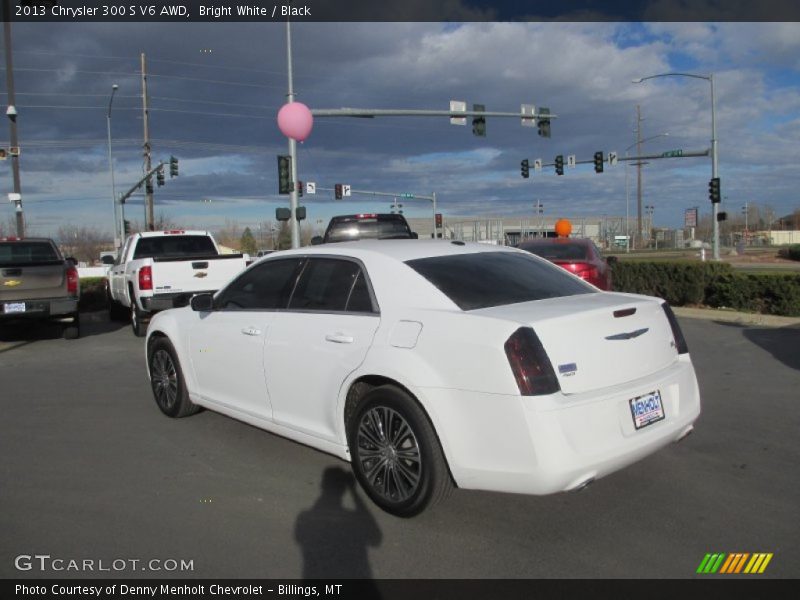 Bright White / Black 2013 Chrysler 300 S V6 AWD