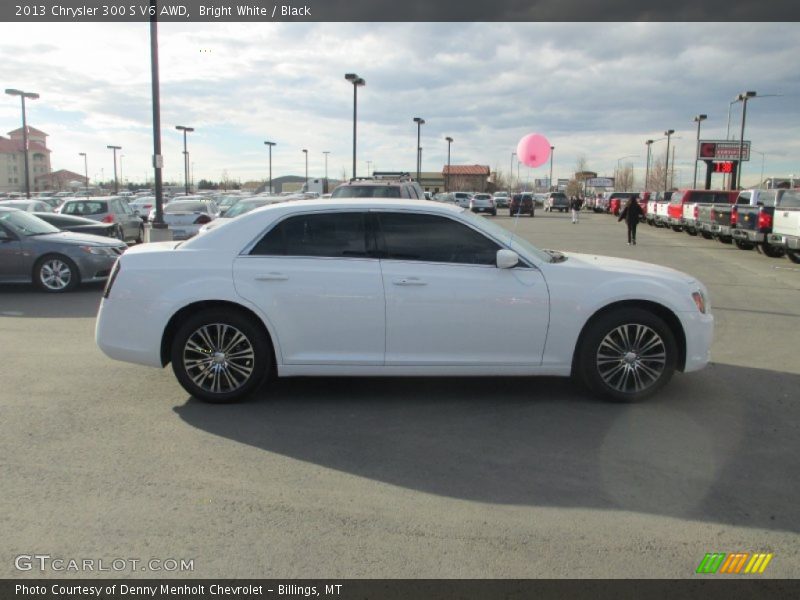 Bright White / Black 2013 Chrysler 300 S V6 AWD