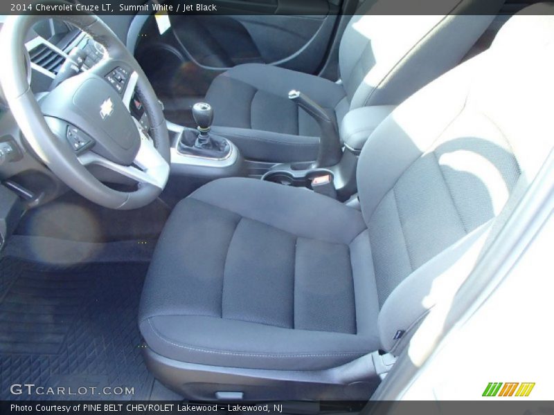 Summit White / Jet Black 2014 Chevrolet Cruze LT