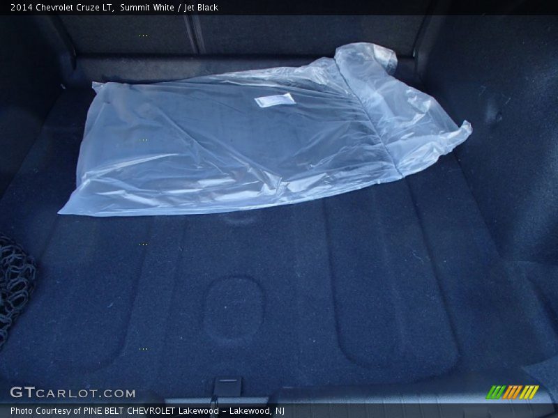Summit White / Jet Black 2014 Chevrolet Cruze LT