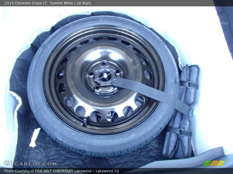 Summit White / Jet Black 2014 Chevrolet Cruze LT
