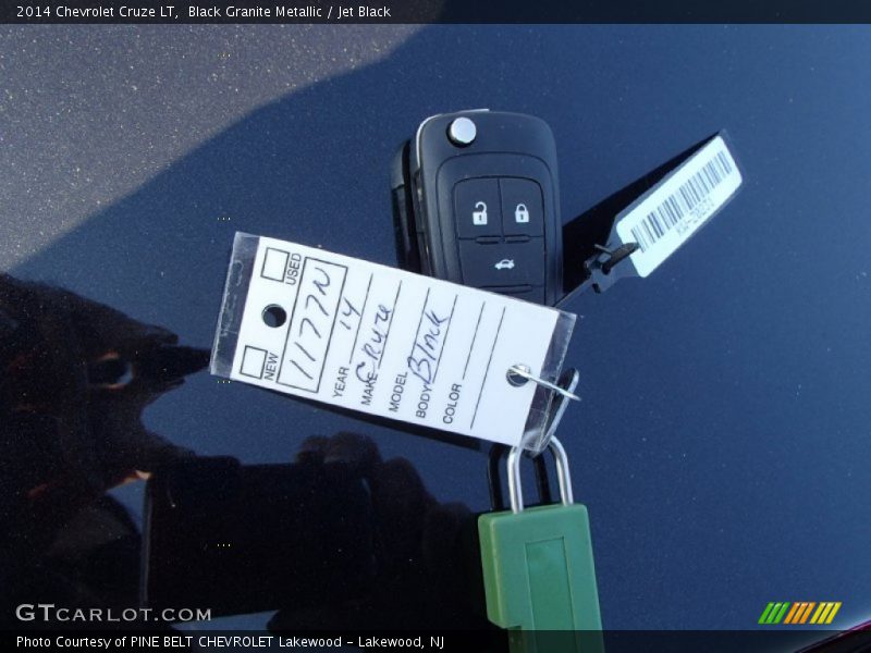 Black Granite Metallic / Jet Black 2014 Chevrolet Cruze LT