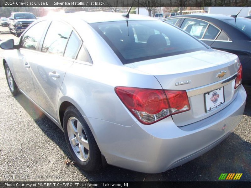 Silver Ice Metallic / Jet Black 2014 Chevrolet Cruze LT