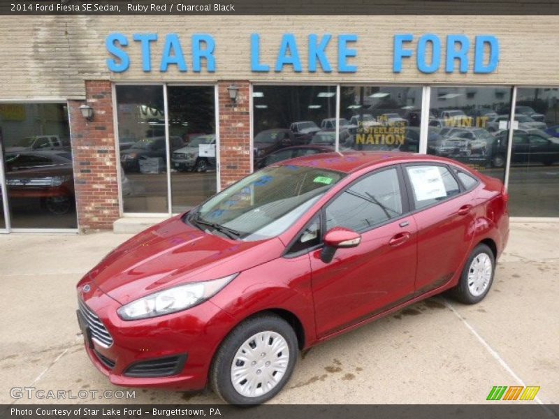 Ruby Red / Charcoal Black 2014 Ford Fiesta SE Sedan