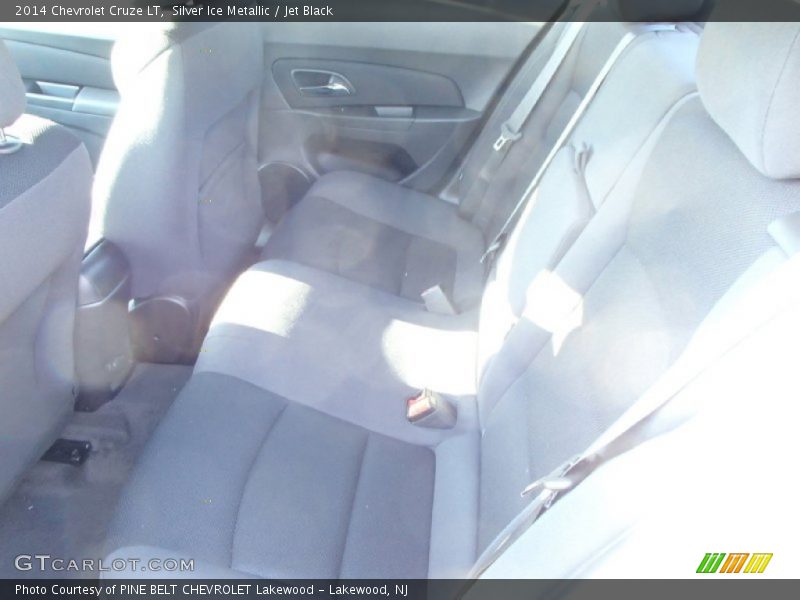 Silver Ice Metallic / Jet Black 2014 Chevrolet Cruze LT