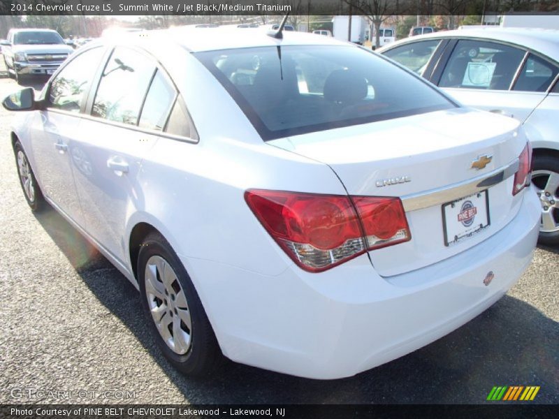 Summit White / Jet Black/Medium Titanium 2014 Chevrolet Cruze LS