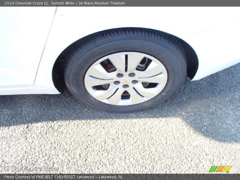 Summit White / Jet Black/Medium Titanium 2014 Chevrolet Cruze LS