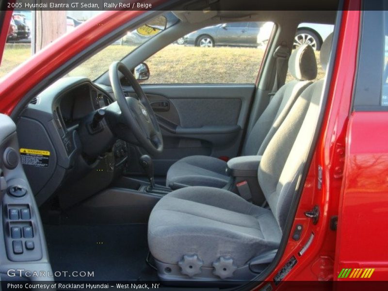 Rally Red / Beige 2005 Hyundai Elantra GT Sedan