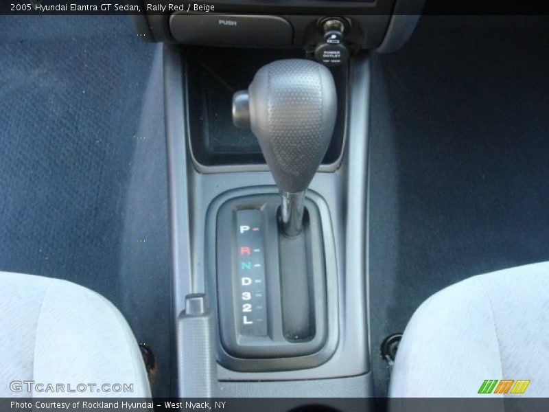 Rally Red / Beige 2005 Hyundai Elantra GT Sedan