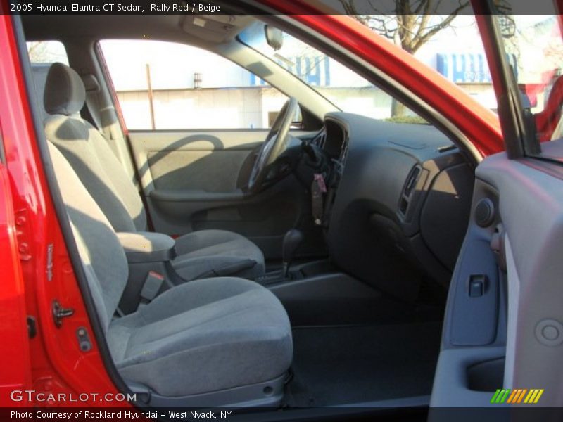 Rally Red / Beige 2005 Hyundai Elantra GT Sedan