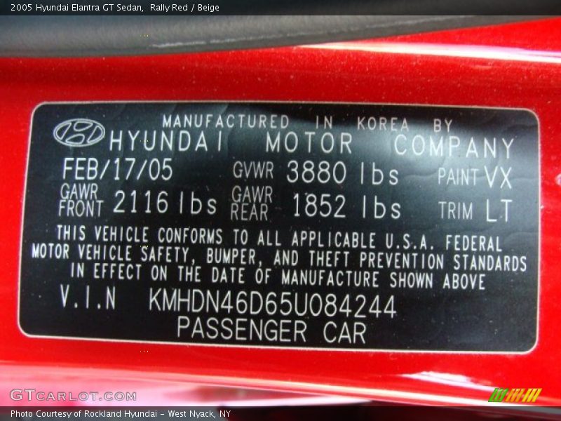 Rally Red / Beige 2005 Hyundai Elantra GT Sedan