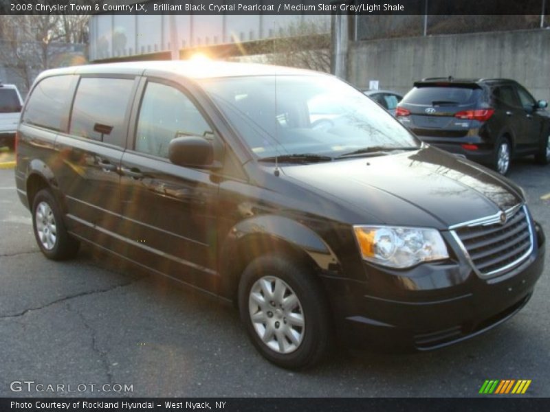 Brilliant Black Crystal Pearlcoat / Medium Slate Gray/Light Shale 2008 Chrysler Town & Country LX