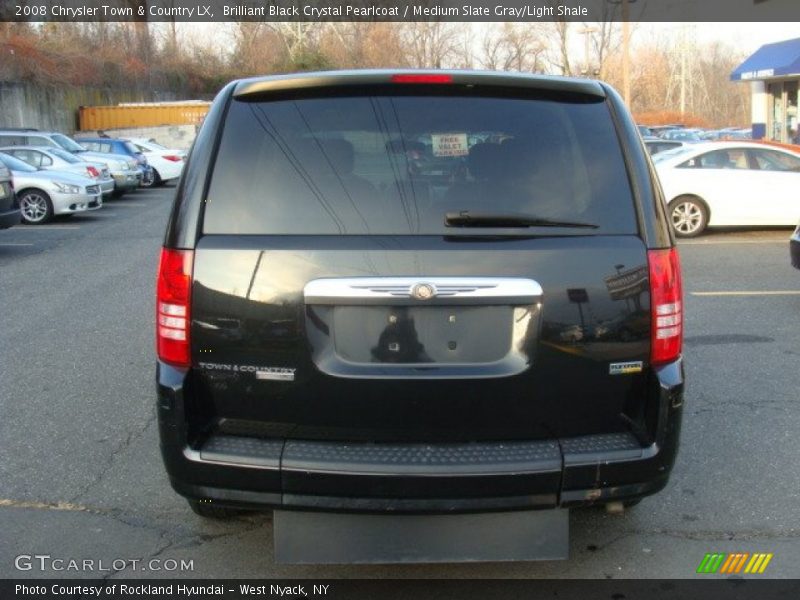 Brilliant Black Crystal Pearlcoat / Medium Slate Gray/Light Shale 2008 Chrysler Town & Country LX