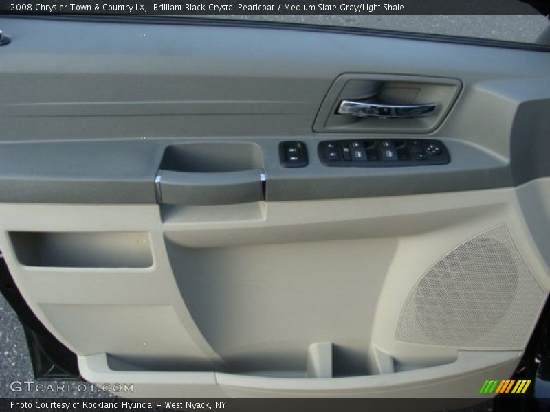 Brilliant Black Crystal Pearlcoat / Medium Slate Gray/Light Shale 2008 Chrysler Town & Country LX