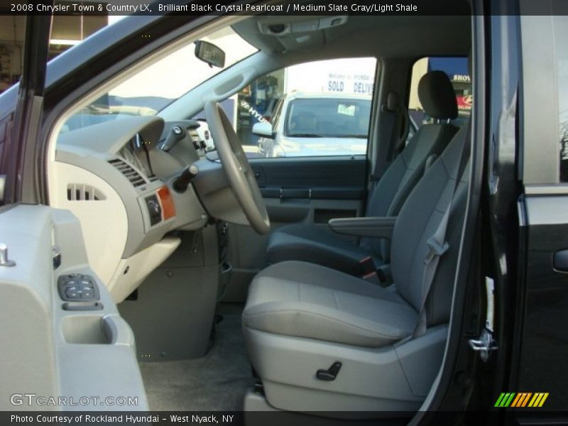 Brilliant Black Crystal Pearlcoat / Medium Slate Gray/Light Shale 2008 Chrysler Town & Country LX