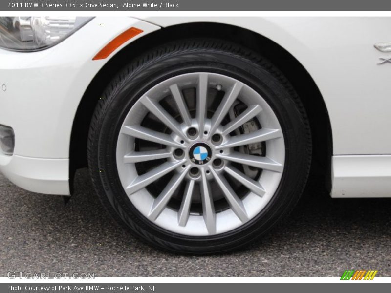 Alpine White / Black 2011 BMW 3 Series 335i xDrive Sedan