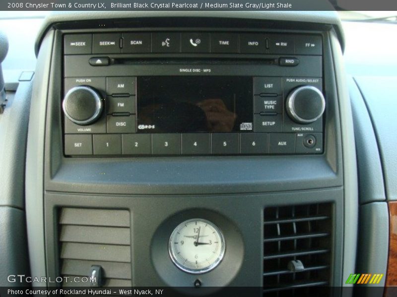 Brilliant Black Crystal Pearlcoat / Medium Slate Gray/Light Shale 2008 Chrysler Town & Country LX