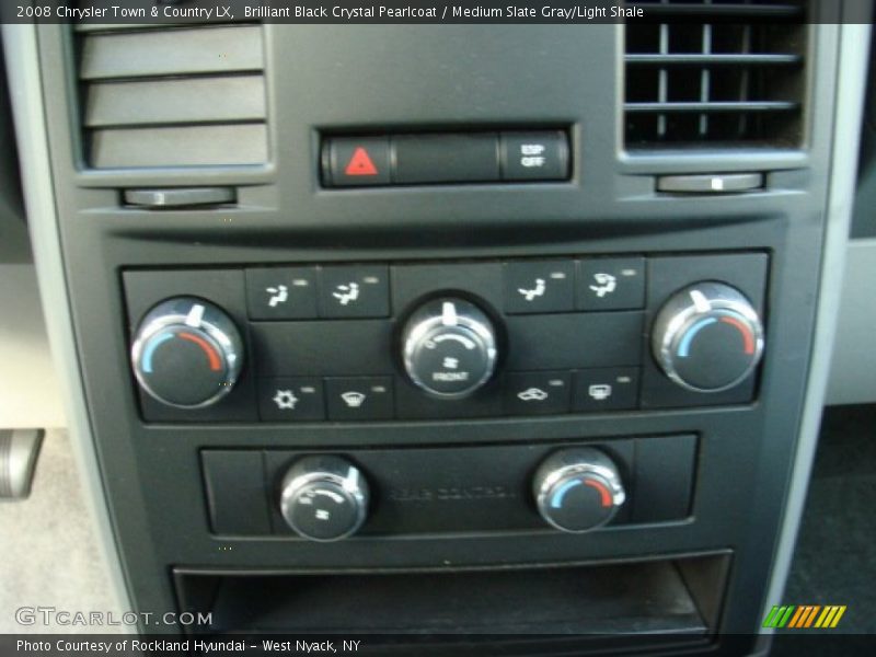 Brilliant Black Crystal Pearlcoat / Medium Slate Gray/Light Shale 2008 Chrysler Town & Country LX