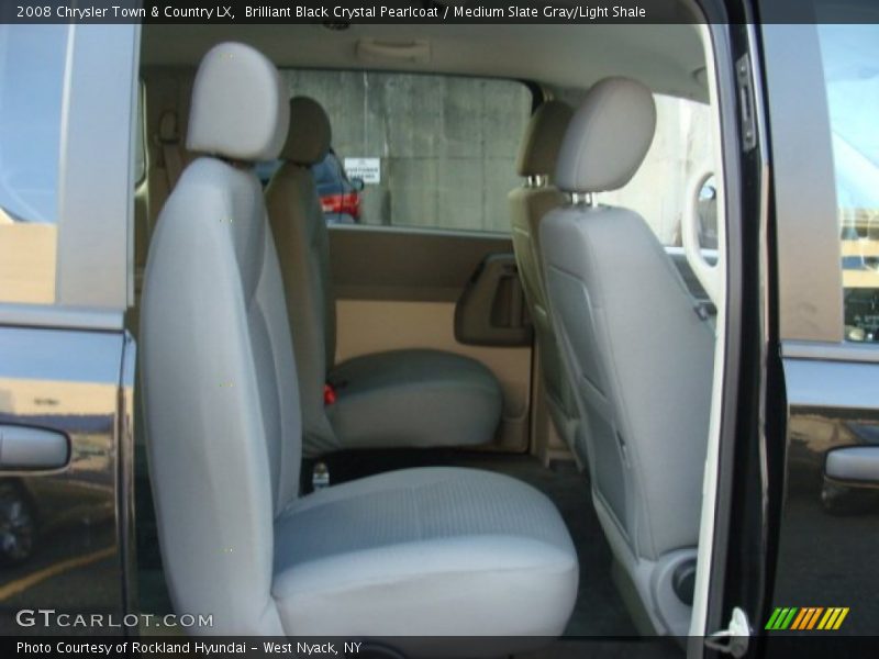 Brilliant Black Crystal Pearlcoat / Medium Slate Gray/Light Shale 2008 Chrysler Town & Country LX