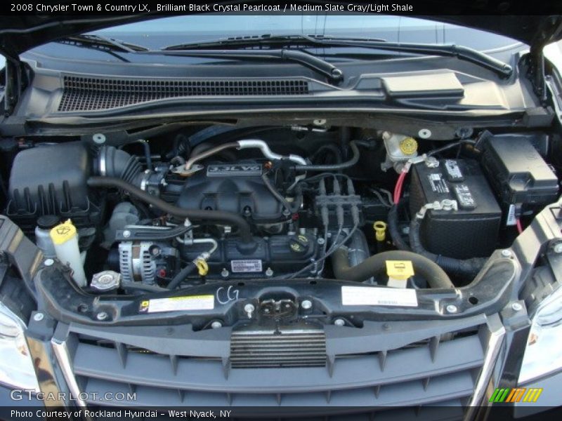 Brilliant Black Crystal Pearlcoat / Medium Slate Gray/Light Shale 2008 Chrysler Town & Country LX
