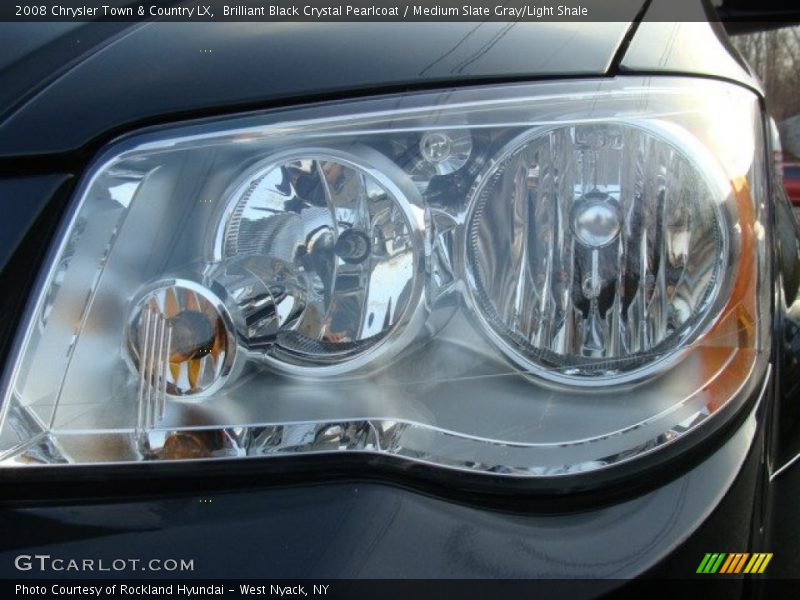 Brilliant Black Crystal Pearlcoat / Medium Slate Gray/Light Shale 2008 Chrysler Town & Country LX