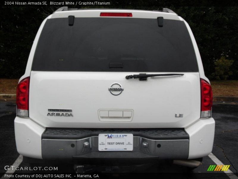 Blizzard White / Graphite/Titanium 2004 Nissan Armada SE