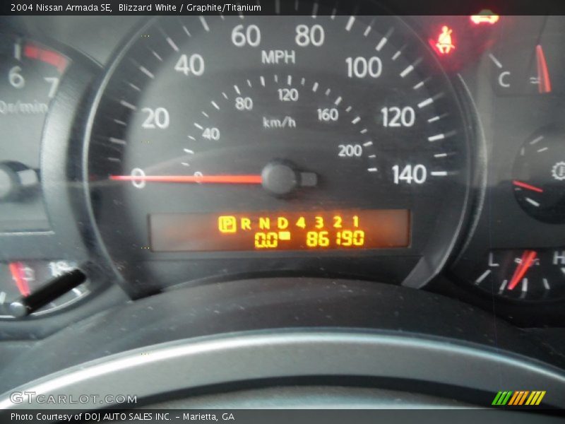 Blizzard White / Graphite/Titanium 2004 Nissan Armada SE