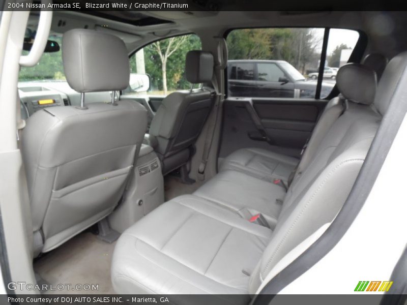 Blizzard White / Graphite/Titanium 2004 Nissan Armada SE