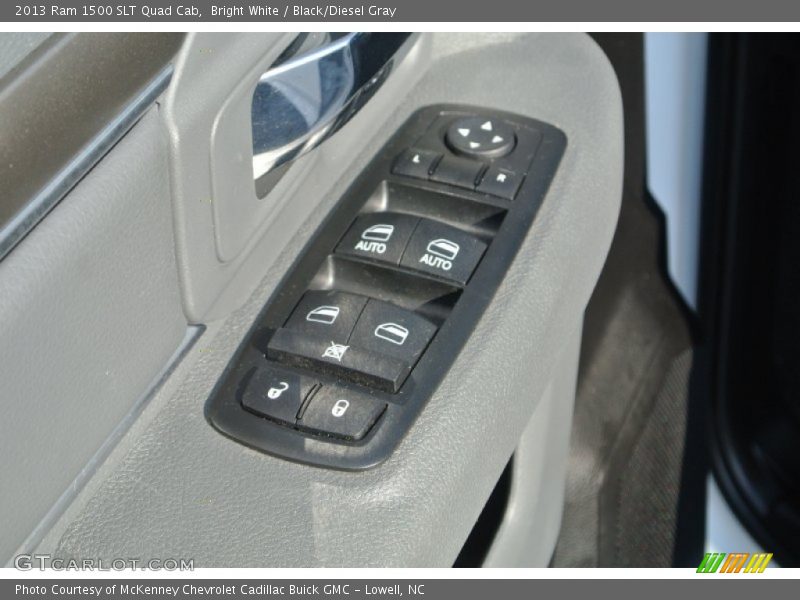 Bright White / Black/Diesel Gray 2013 Ram 1500 SLT Quad Cab