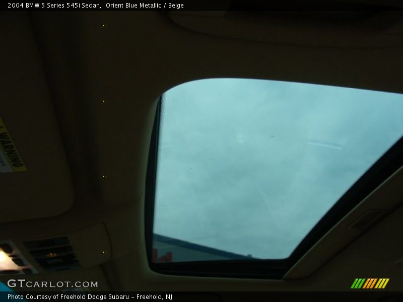 Orient Blue Metallic / Beige 2004 BMW 5 Series 545i Sedan