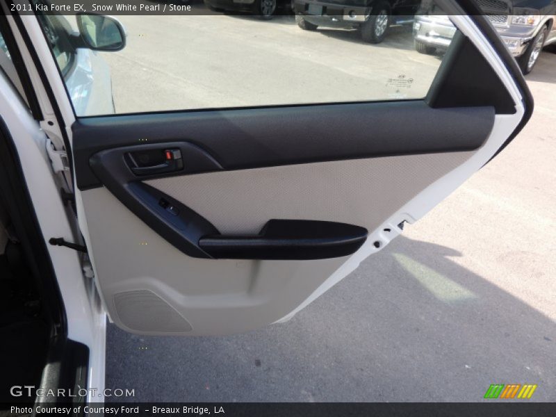 Snow White Pearl / Stone 2011 Kia Forte EX