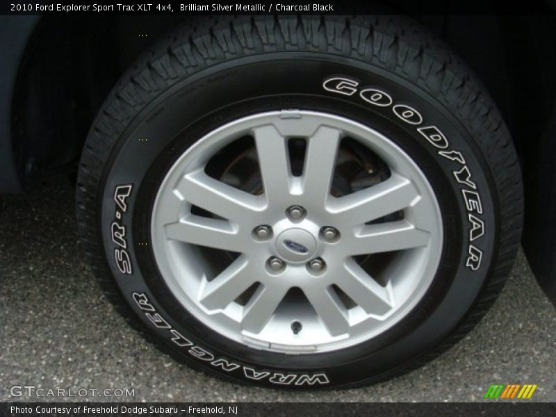 Brilliant Silver Metallic / Charcoal Black 2010 Ford Explorer Sport Trac XLT 4x4