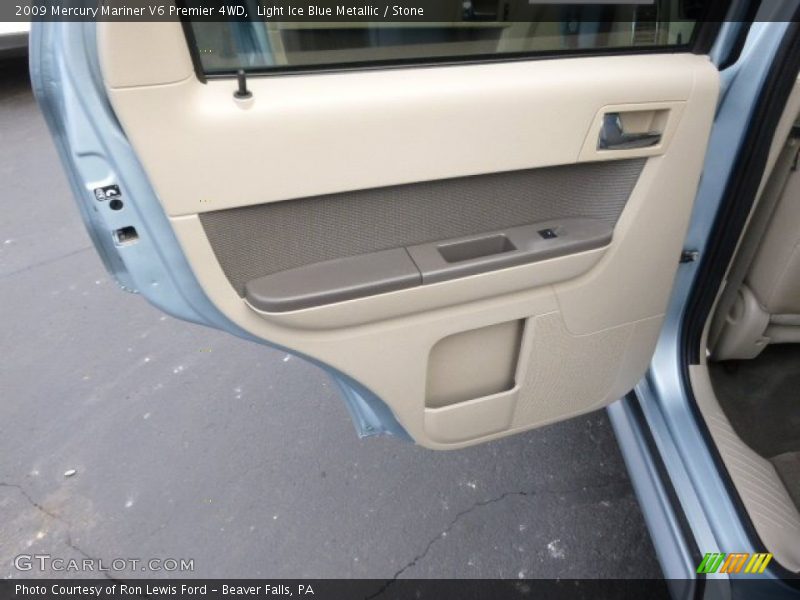 Door Panel of 2009 Mariner V6 Premier 4WD