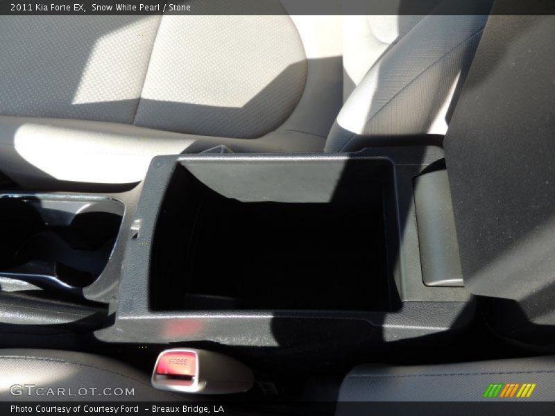 Snow White Pearl / Stone 2011 Kia Forte EX