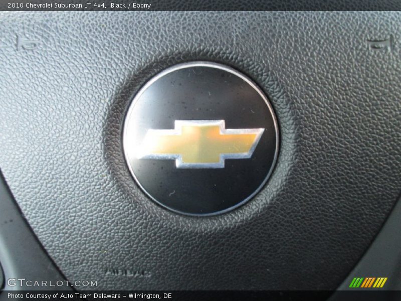 Black / Ebony 2010 Chevrolet Suburban LT 4x4