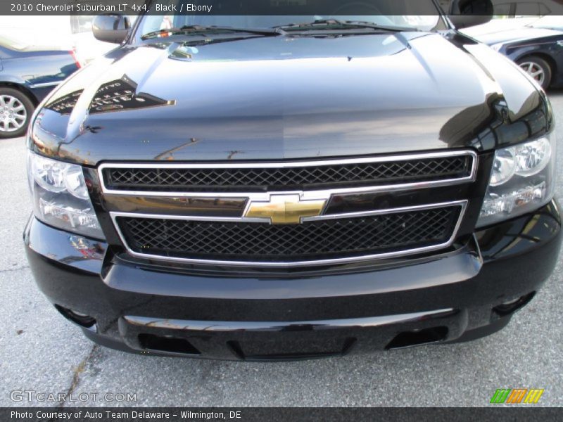 Black / Ebony 2010 Chevrolet Suburban LT 4x4