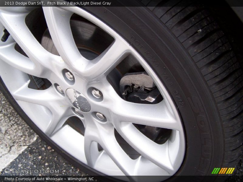 Pitch Black / Black/Light Diesel Gray 2013 Dodge Dart SXT