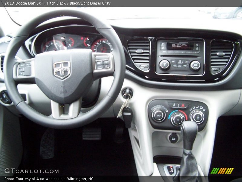 Pitch Black / Black/Light Diesel Gray 2013 Dodge Dart SXT