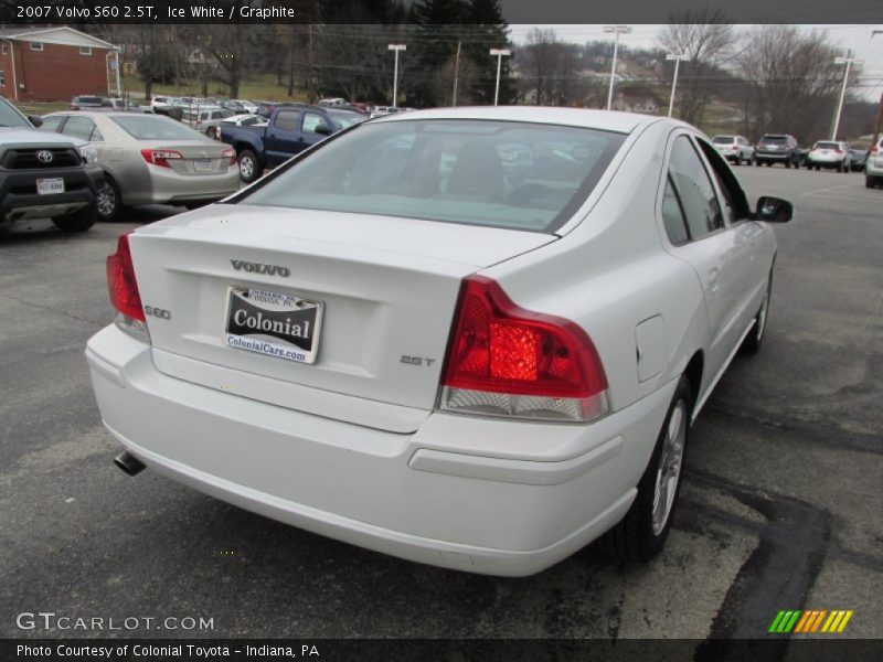 Ice White / Graphite 2007 Volvo S60 2.5T