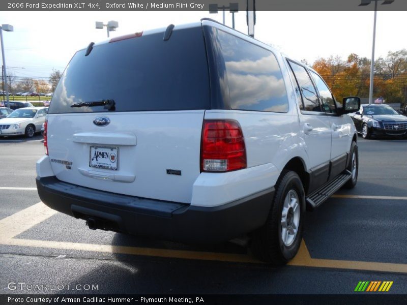 Oxford White / Medium Flint Grey 2006 Ford Expedition XLT 4x4