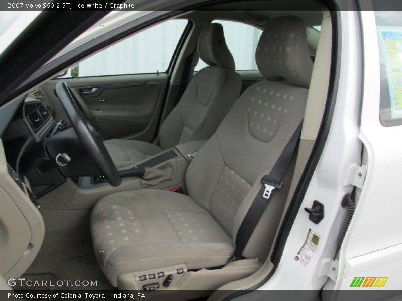 Ice White / Graphite 2007 Volvo S60 2.5T