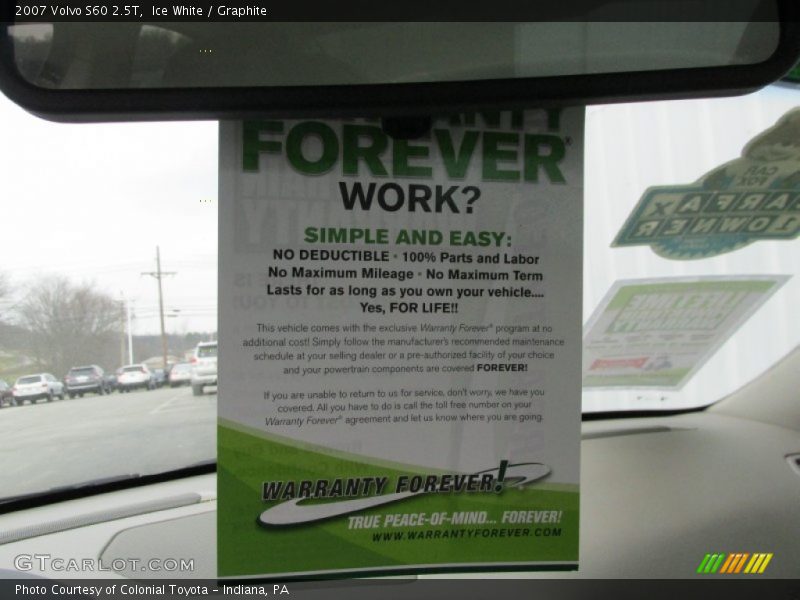 Ice White / Graphite 2007 Volvo S60 2.5T