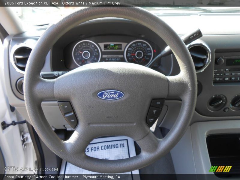 Oxford White / Medium Flint Grey 2006 Ford Expedition XLT 4x4