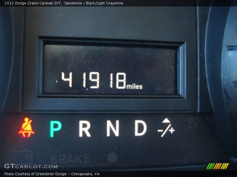 Sandstone / Black/Light Graystone 2013 Dodge Grand Caravan SXT