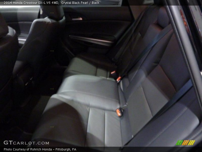 Rear Seat of 2014 Crosstour EX-L V6 4WD
