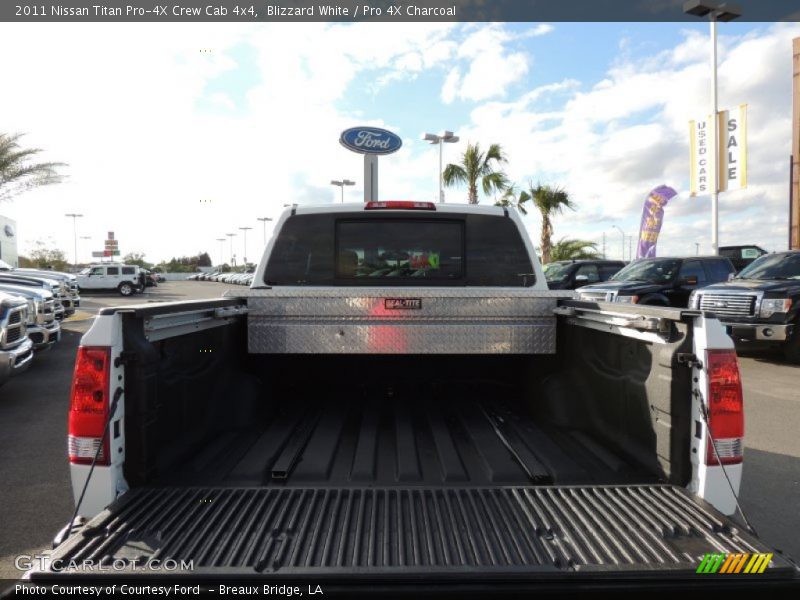Blizzard White / Pro 4X Charcoal 2011 Nissan Titan Pro-4X Crew Cab 4x4